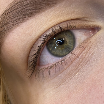 Фарбування вій