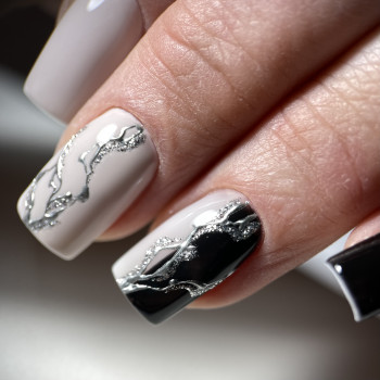 Нарощування нігтів (моделювання)
                    Парикмахер-визажист Дарья Запорожье