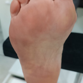 Педикюр жіночий