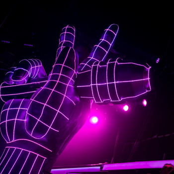 Репортаж конференцій, форумів, спортивних заходів та концертів.
                    Фотограф Александр Черновцы