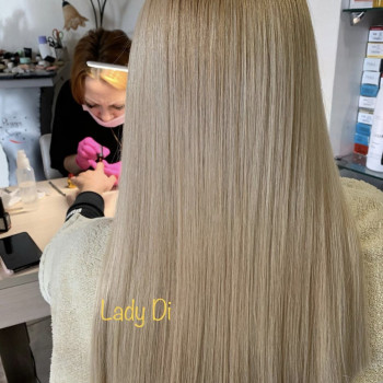 Фарбування волосся,стрижка
                    Парикмахер-визажист Ольга Кропивницкий