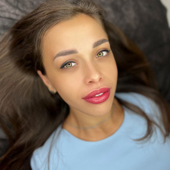 Соковитий колір губ