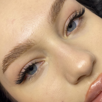 Нарощення вій
                    Лешмейкер Оксана Львів