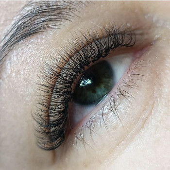 Нарощування вій (4D)
                    Салон красоты Malinka LASH BAR Борисполь