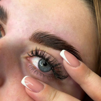 Ламінування + фарбування + корекція брів
                    Салон краси Malinka LASH BAR Бориспіль