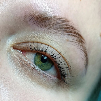 Ламінування вій
                    Салон краси Malinka LASH BAR Бориспіль