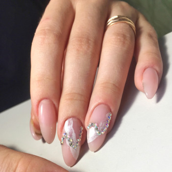 Нюдовый маникюр миндаль свадебный, фото - Мастер маникюра Ирина Кушимова