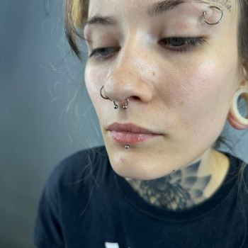 Пірсинг
                    Тату мастер Макс Киев