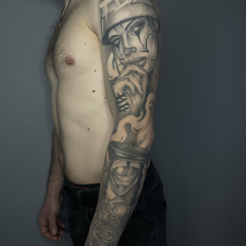 Чекано рукав тату