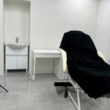 Оренда кабінету 1 година
                    Салон краси El Studio Київ