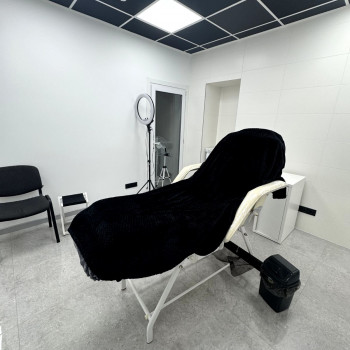 Оренда кабінету 15 днів
                    Салон красоты El Studio Киев