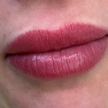 Татуаж
                    Майстер перманентного макіяжу Анна Краматорськ