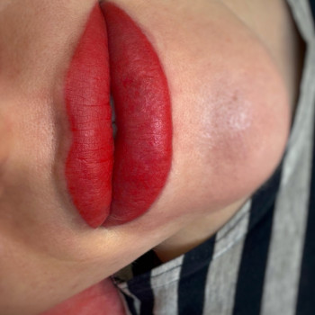 Татуаж
                    Майстер перманентного макіяжу Анна Краматорськ