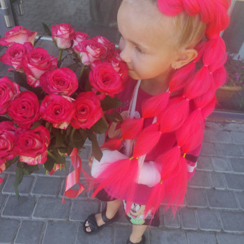 Плетіння, Афрокоси
                    Перукар-колорист Анна Кременчук