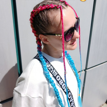 Плетіння, Афрокоси
                    Перукар-колорист Анна Кременчук