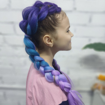 Плетіння, Афрокоси
                    Перукар-колорист Анна Кременчук