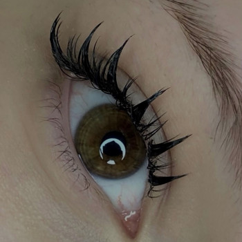 Нарощення вій БЕЗ патчів
                    Салон красоты  Вишнёвое