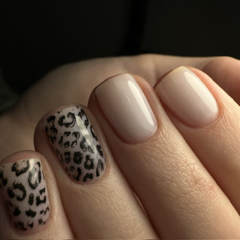 Манікюр та покриття
                    Салон красоты Beauty Bar Винница