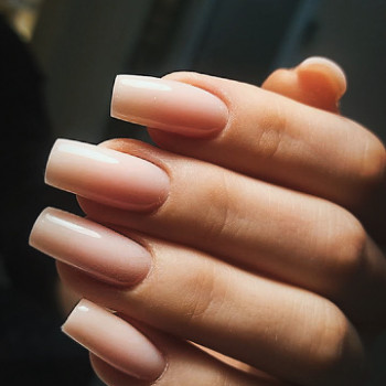 Манікюр та покриття
                    Салон красоты Beauty Bar Винница