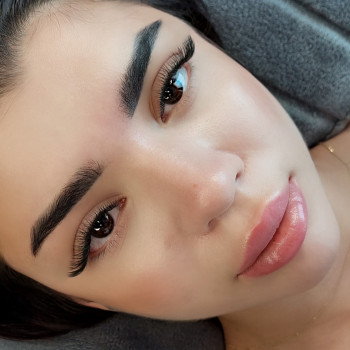 Нарощення, ламінування вій та брів
                    Лешмейкер  Днепр