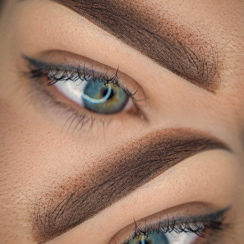 Перманент бровей