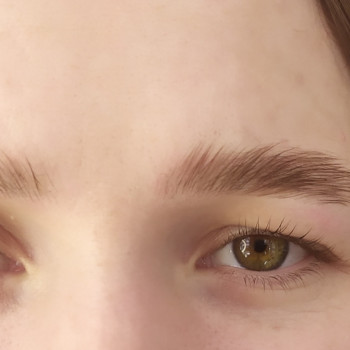 Ламінування вій+фарбування+концентрат,на лівому оці сильно виражена нависша повіка,але за допомогою...