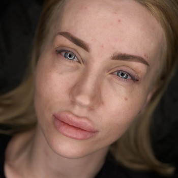 Пудрове напилення брів
                    Бровист Наталія Вишнёвое