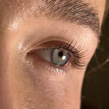 Ламінування вій
 