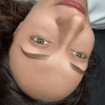 Татуаж бровей
                    Мастер перманентного макияжа Анастасия Днепр