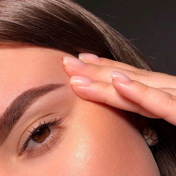 Корекція+фарбування брів
    