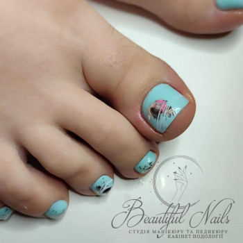 Повний педикюр з покриттям гель-лаком
                    Ногтевая студия Beautiful nails Ивано-Франковск