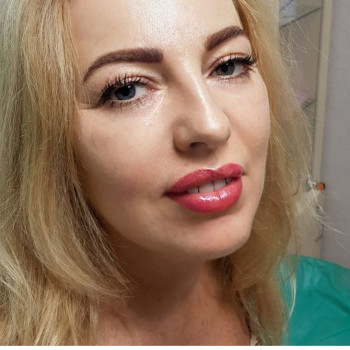 Перманент фулл-фейс. Брови (оновлення роботи), очі і губи заживший результат, якому понад 1 рік