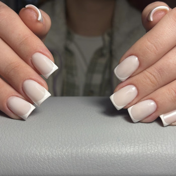 Манікюр та нарощення
                    Майстер манікюру Виктория Тарасенко Краматорськ