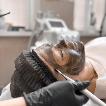 апаратна косметологія обличчя, догляд за обличчям