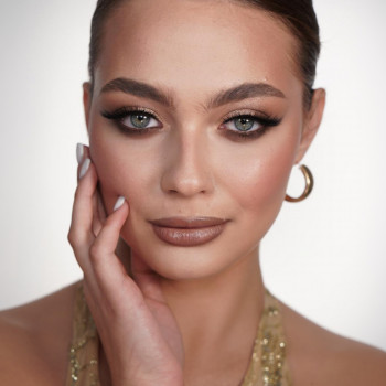 Фото из портфолио мастера Олександра Рябова (визажист, Каменец-Подольский)