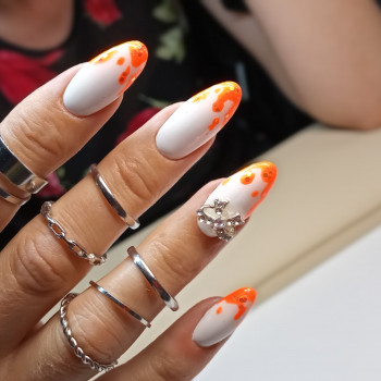 Дизайн
                    Майстер манікюру Наталя Київ