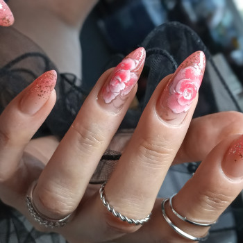 Дизайн
                    Майстер манікюру Наталя Київ