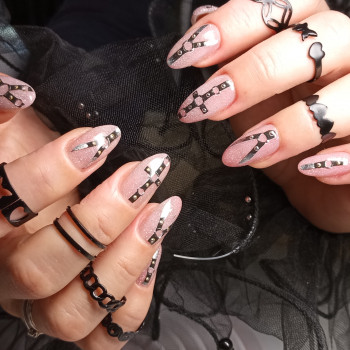 Дизайн
                    Майстер манікюру Наталя Київ