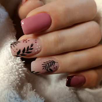 Манікюр осінь з малюнком коричневий, фото - Майстер манікюру Мария Савченко