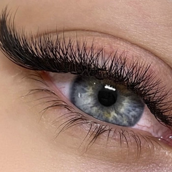 Наращивание ресниц
                    Майстер депіляції Міла Київ