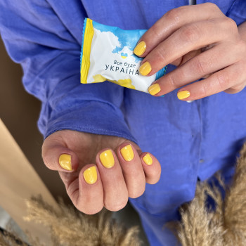 Манікюр з покриттям гель лак
   