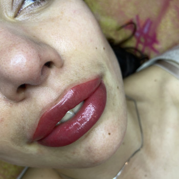 Перманентний макіяж губ
                    Тату мастер Елена Киев