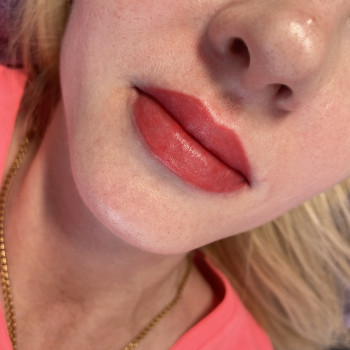 Перманентний макіяж губ
                    Тату мастер Елена Киев