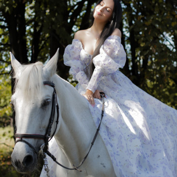 Фотосесія з конем у сукні, фото - Фотограф Ярослав Шипа