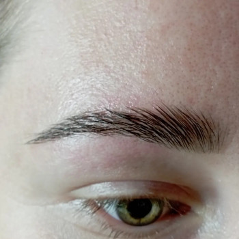 Ламінування брів, фарбування та корекція