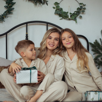новорічна фотосесія, сімейна фотосесія, фотосесія мама з дітьми