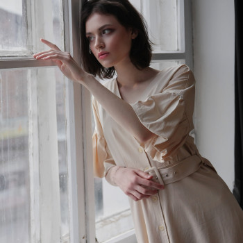 Фотосесія біля вікна, фото - фотограф Tora Stark