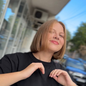 Жіноча та дитяча стрижка
                    Салон красоты Студія краси OLIES beauty studio Одесса