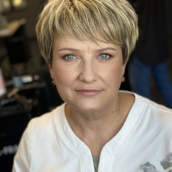 Легкий ліфтинг макіяж