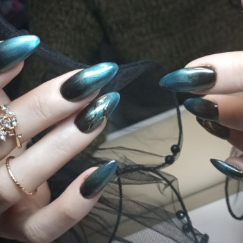 Нарощування нігтів
                    Майстер манікюру Наталя Київ